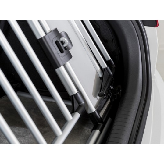 UniversalRearSikkerhedsgitterBurtilbagagerum-01