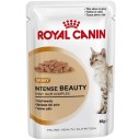 Royal Canin Intense Beauty Gravy. Tynde bidder i sovs. Vådfoder. Til voksne katte over 1 år. 12 ps. á 85 g.